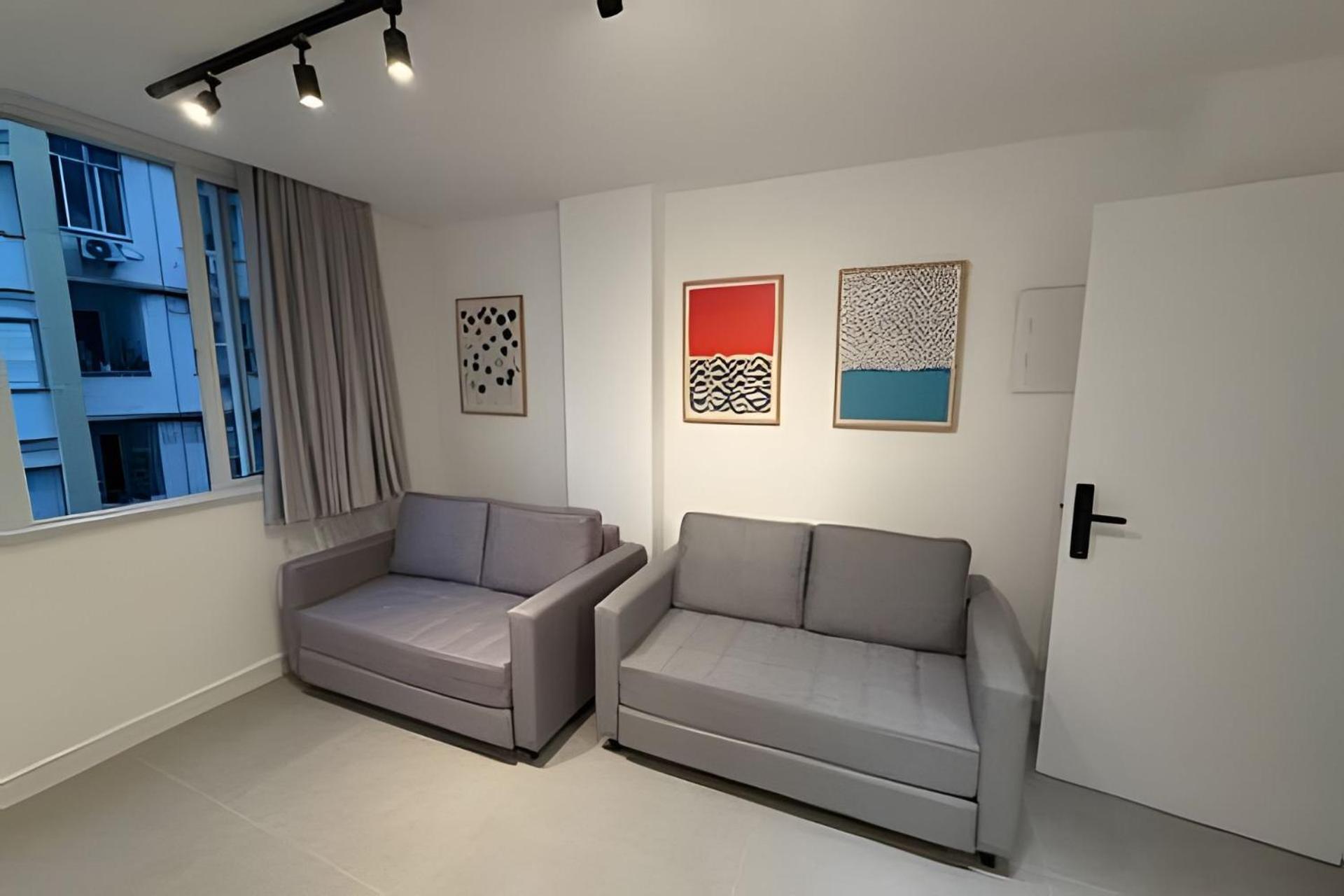 Apartamento Reformado A Menos De 100 Metros Da *